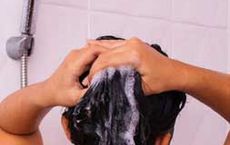 Effective washing for curly hair